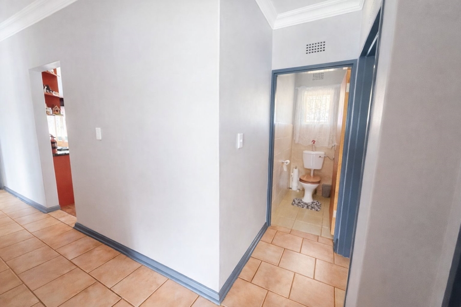 3 Bedroom Property for Sale in Langenhovenpark Free State